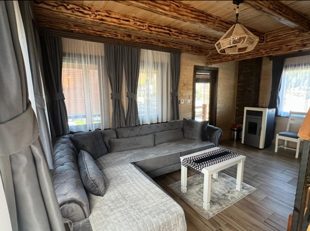 Zagrad Homes In Zabljak ภายนอก รูปภาพ
