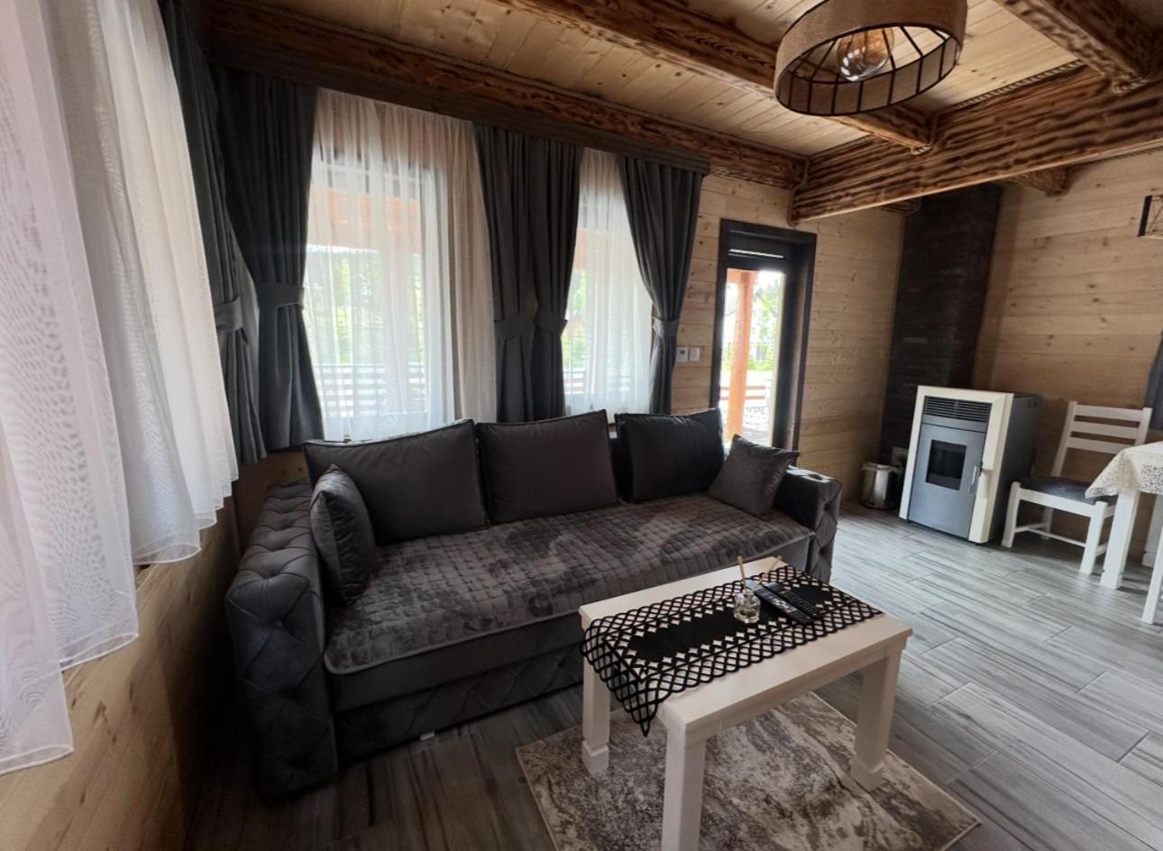 Zagrad Homes In Zabljak ภายนอก รูปภาพ